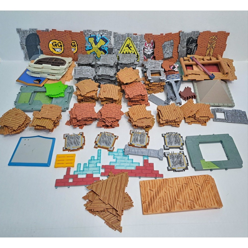 Lot Of 260+ Fortnite Walls Building Materials Platforms Pieces Set